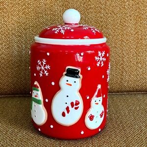 NWOT Hallmark Cookie Jar with Sugar Cookie Snowmen and Snowflakes (Porcelain)